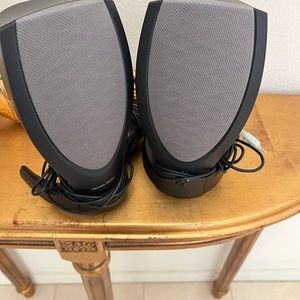 H arman Kardon Model HK206 Black Desktop Computer Speakers/Speaker Pair/Set